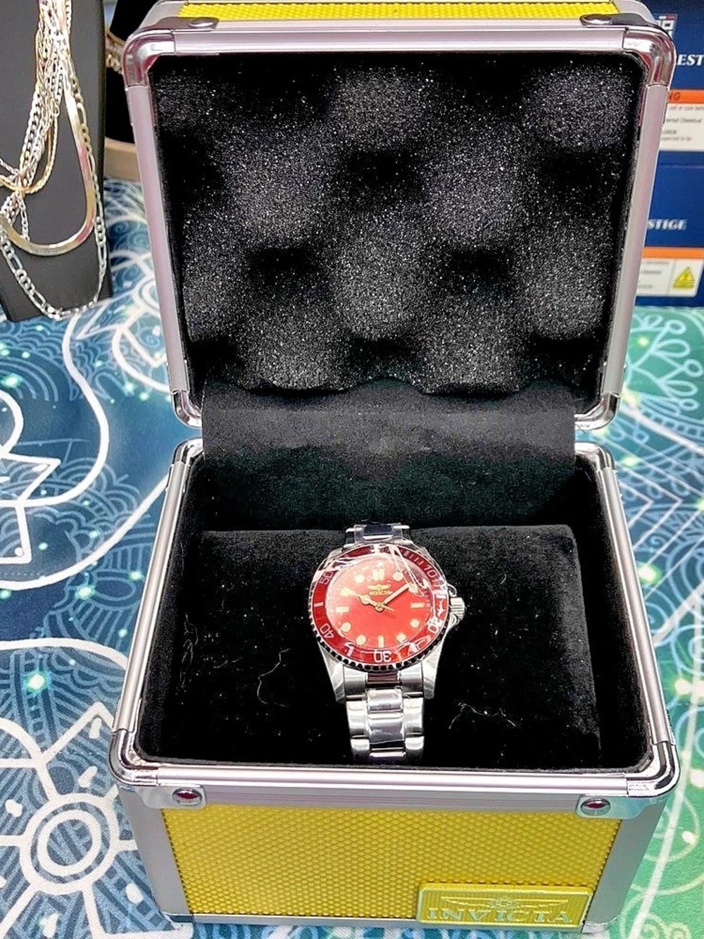 Women’s Invicta Pro Diver Watch 50946 | Red Orange Dial | New in Case